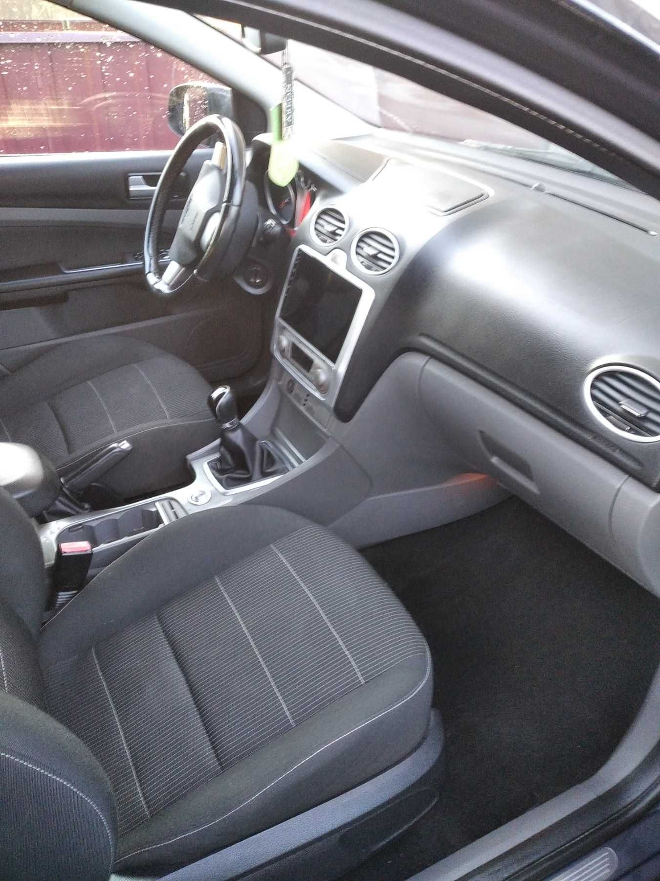 Ford Focus 2 2010