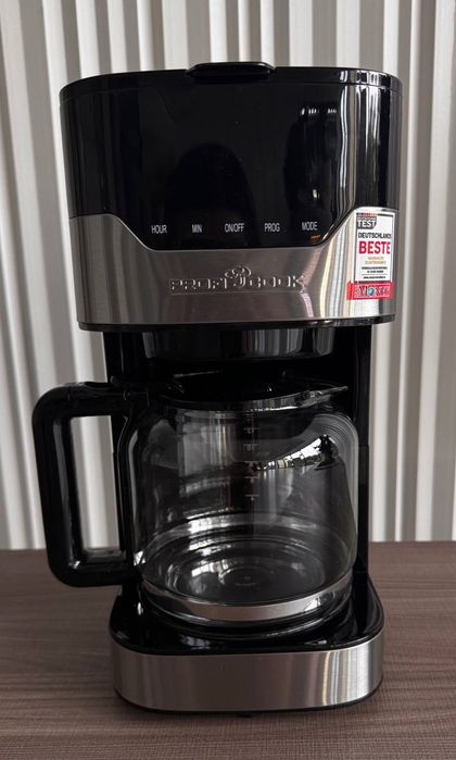 ProfiCook PC-KA 1169 

крапельна кофеварка з ємністю чаші 1,5 л. Корпу