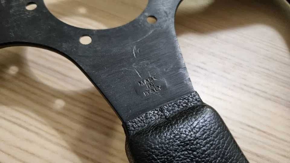 Volante Luisi Ø36cm
