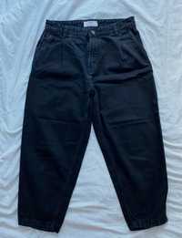 Czarne jeansy Bershka 42