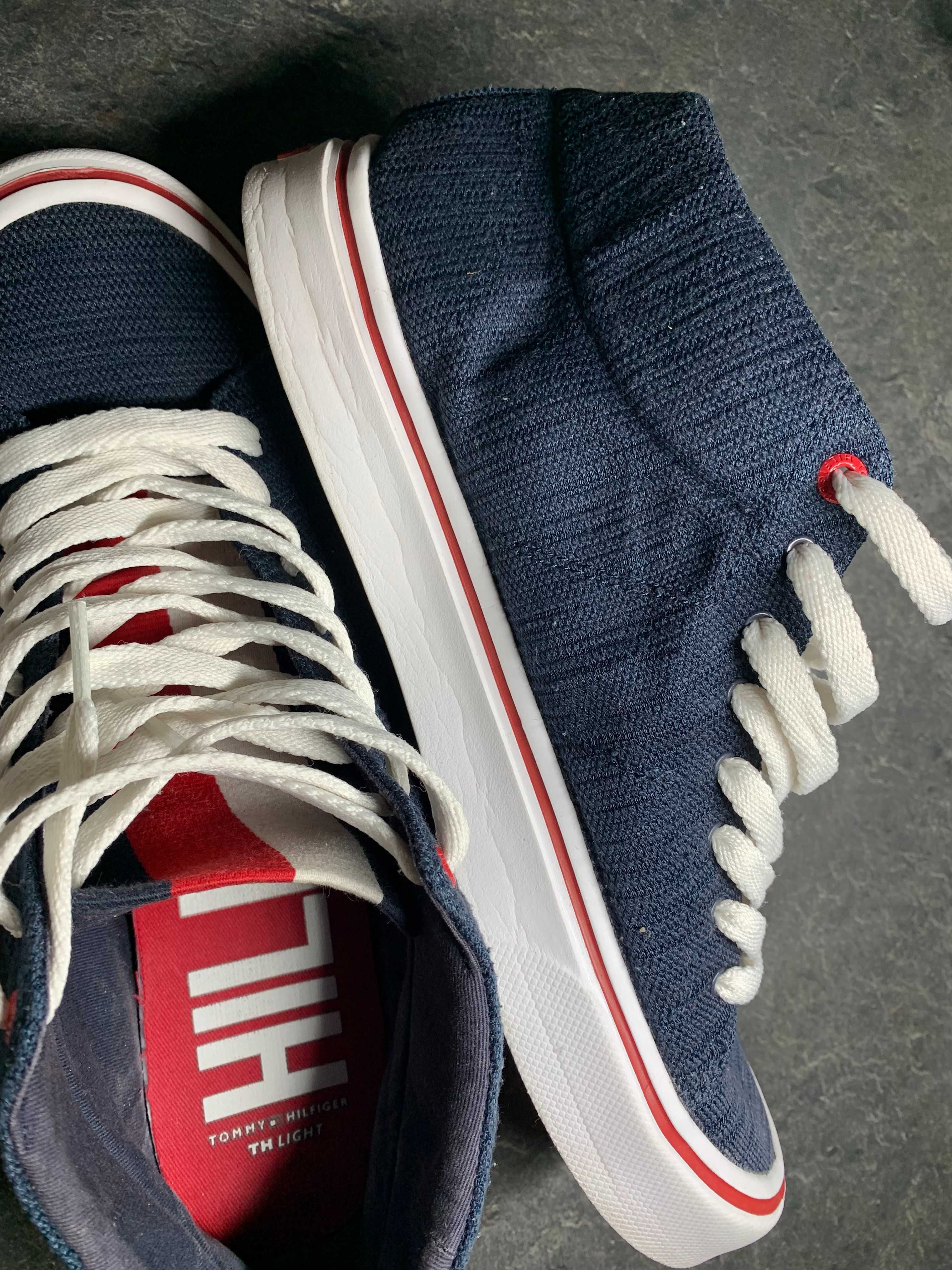 Tommy Hilfiger trampki