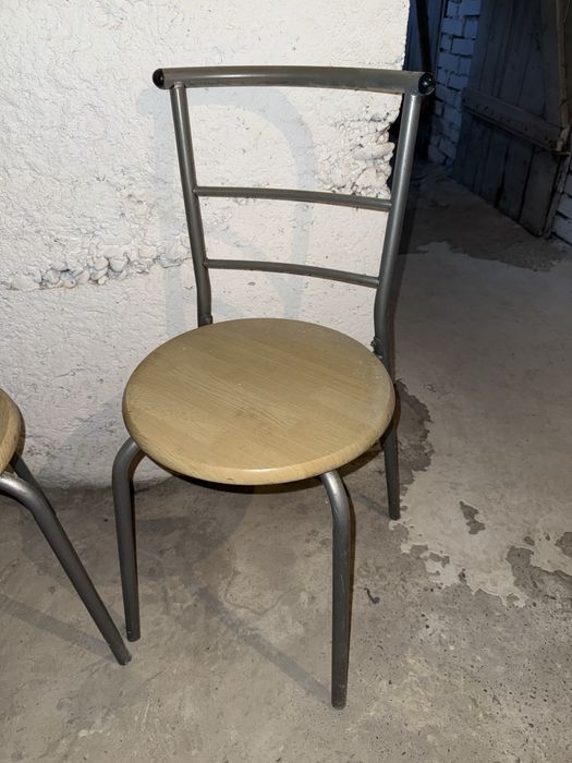 Krzesła krzesełka balkonowe kuchenne na balkon do kuchni drewniane