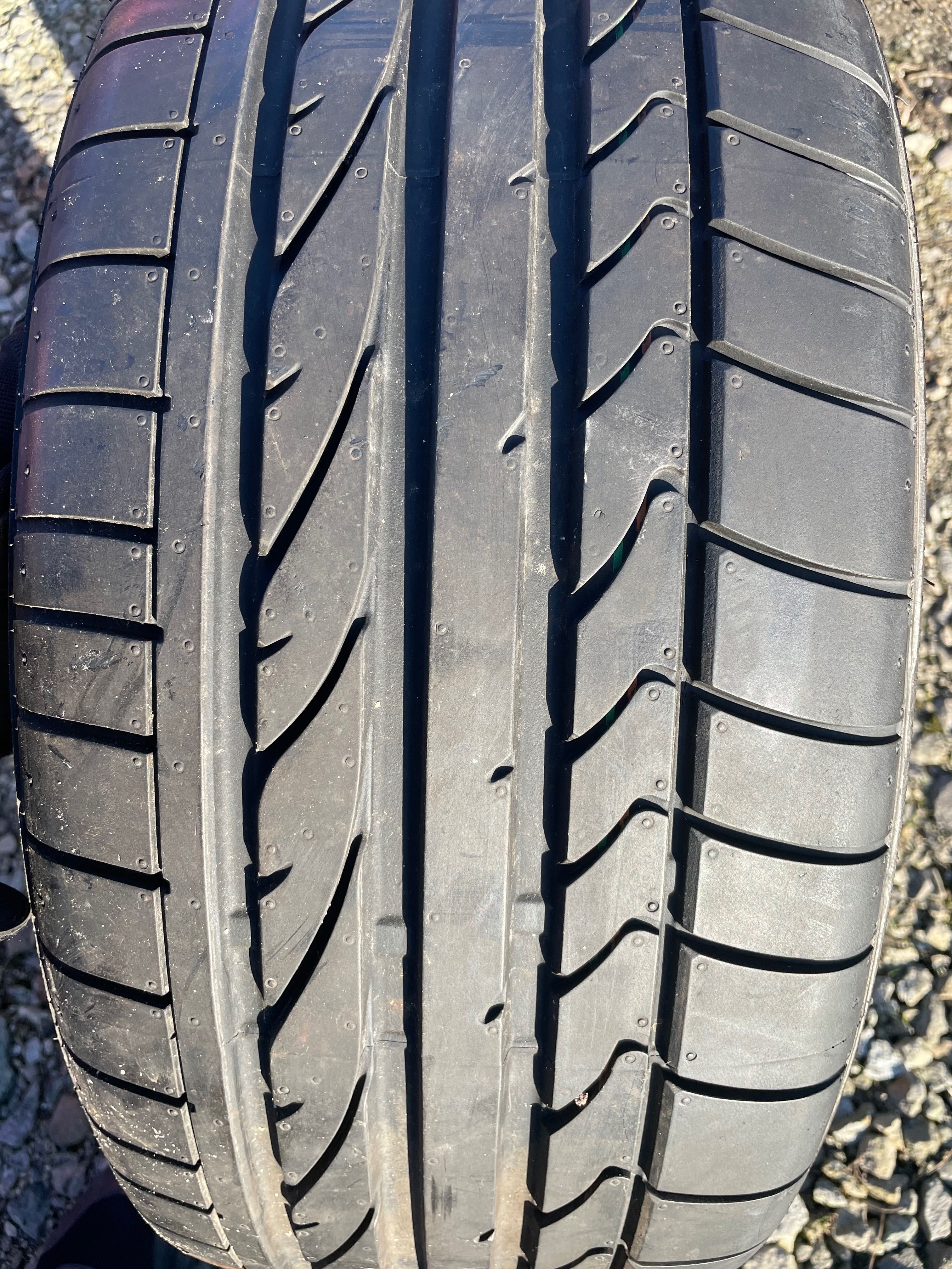 Opona 225/50/17 Bridgestone Potenza RE050A