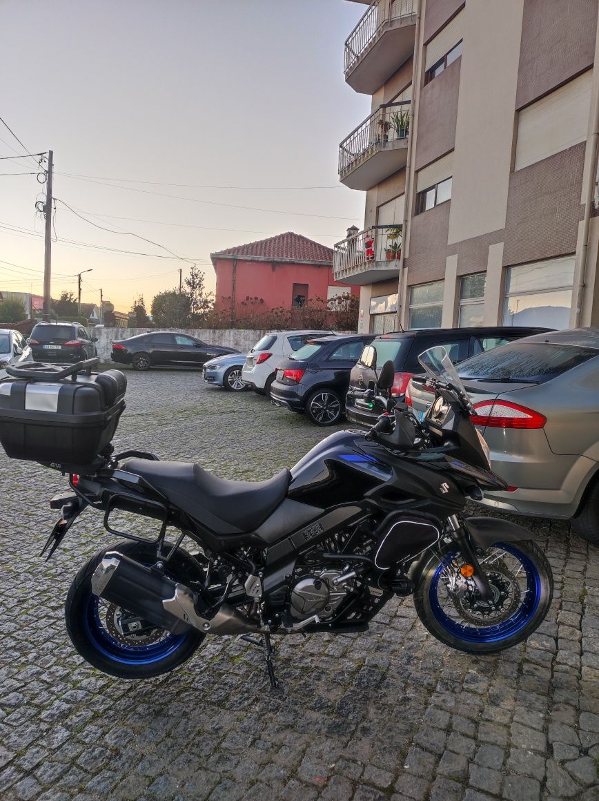 Suzuki V-Strom 650 XT 2022