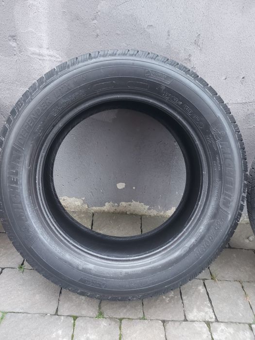 Шини Міchelin 235/60 R18