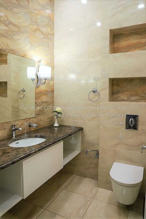 Оренда будинку під пансіонат на березі озера с. Горенка 650 м²