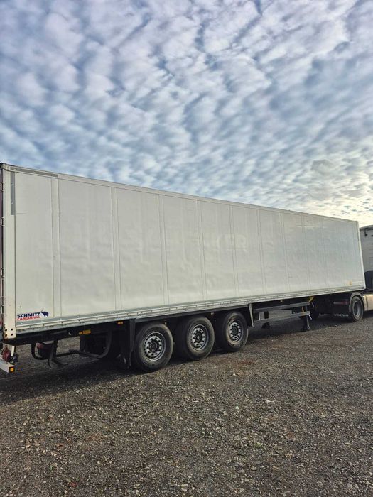 Naczepa Schmitz SCB S3B BOX Izoterma