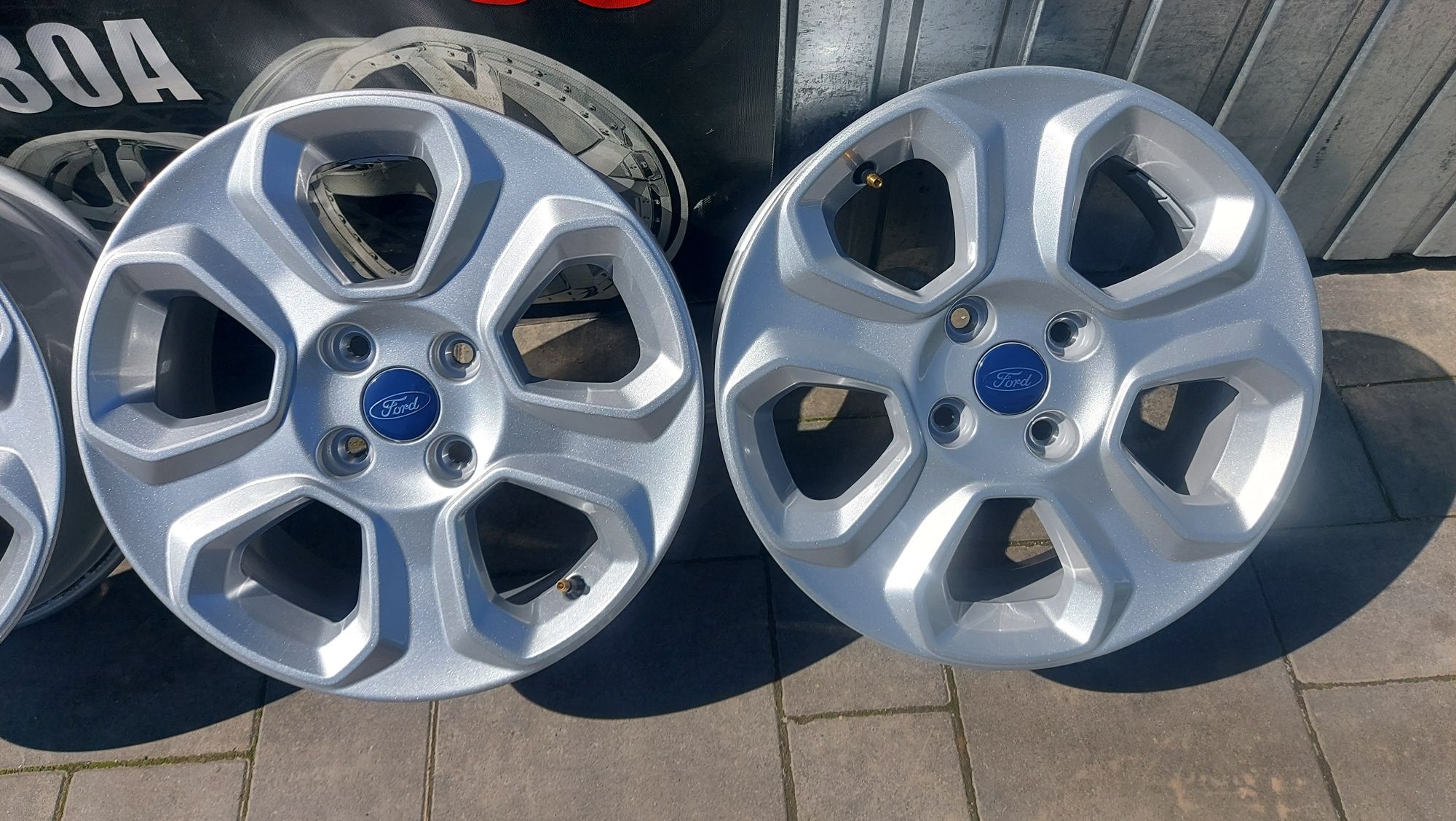 Nowe Alufelgi 16 cali 4x108 Ford B-Max EcoSport Fiesta Courier +tpms