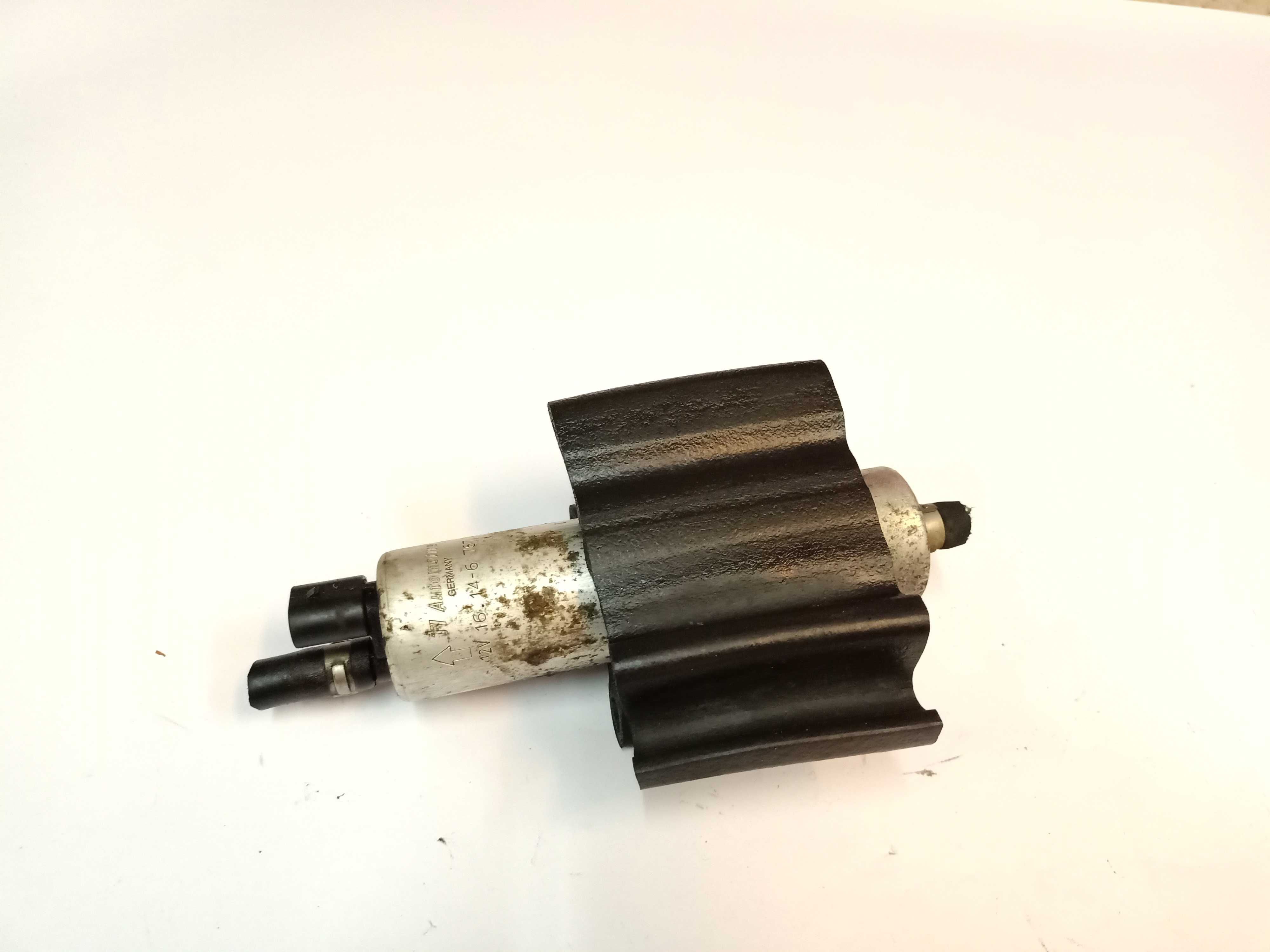 BMW E38 E39 E46 E53 Pompa paliwa 2.0D 3.0D 2 pin