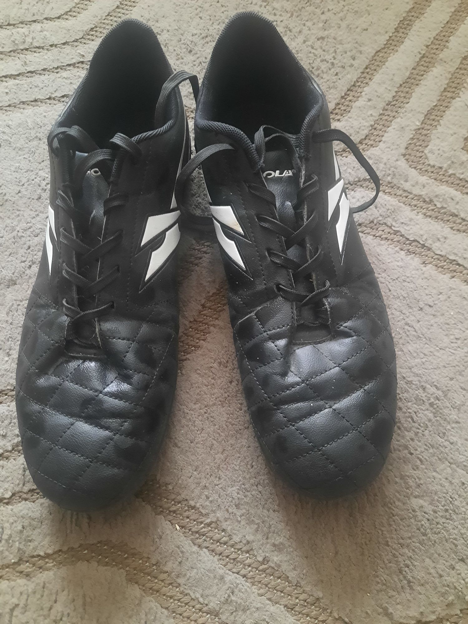 Buty piłkarskie wirówki