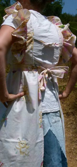 Avental de lã cottagecore feito à mão com ursinhos fofos