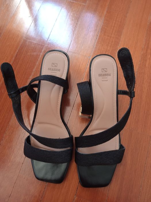 Sandália preta Seaside