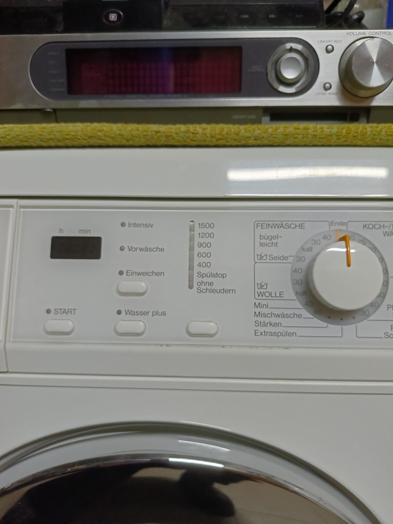 Пральна машинка Miele W 435 plus