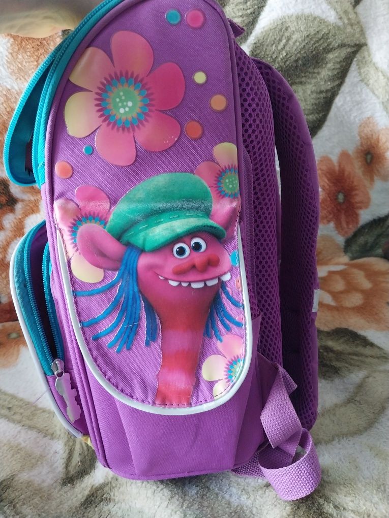 Рюкзак шкільний, портфель