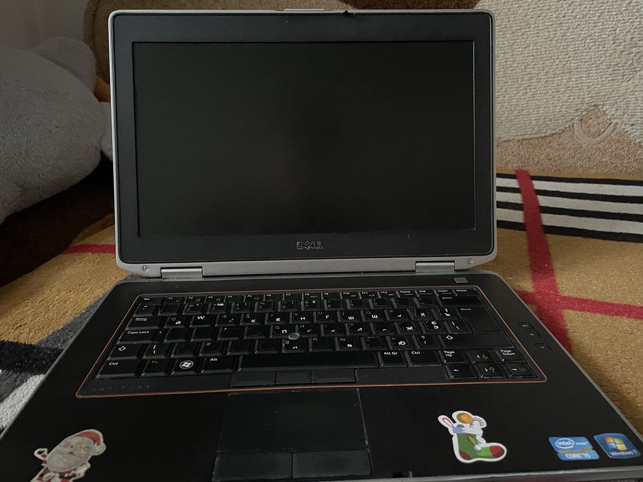 Ноутбук Dell Latitude у майже новому стані