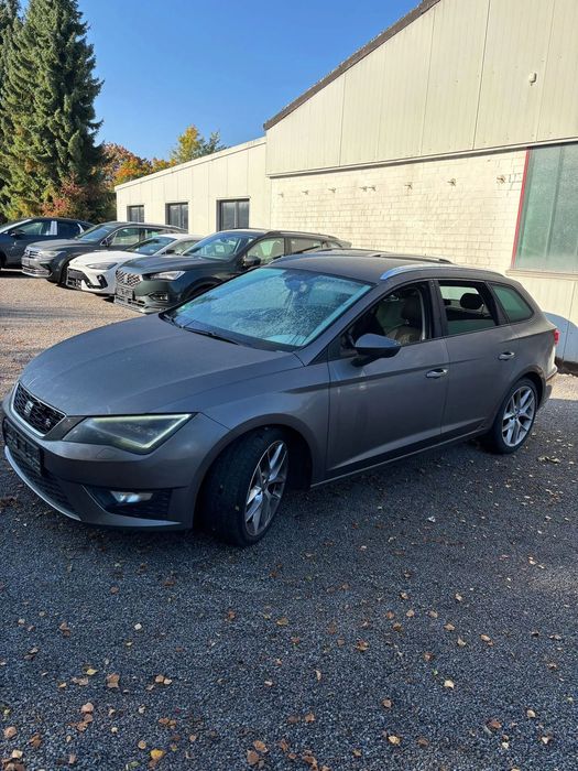Seat Leon full led 1-wł/pół skóra/FR/navi/klimatronik/ASO