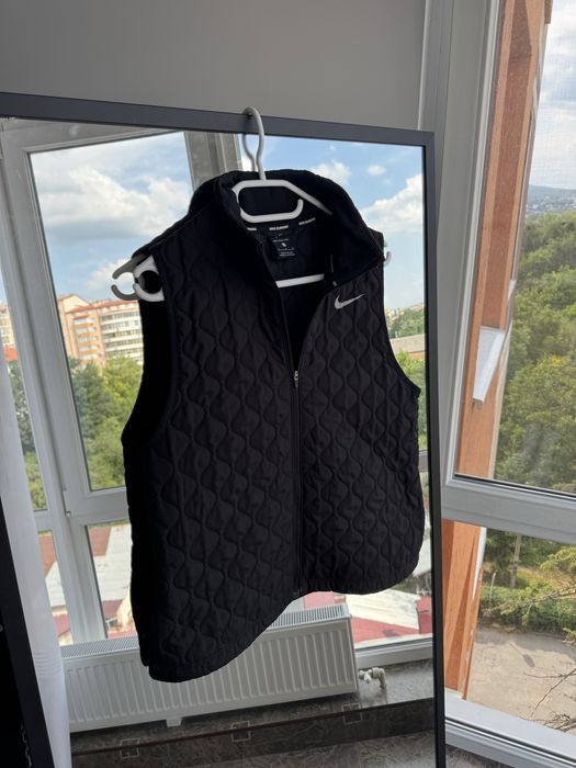 Жіноча жилетка Nike Running Aerolayer оригінал розмір С