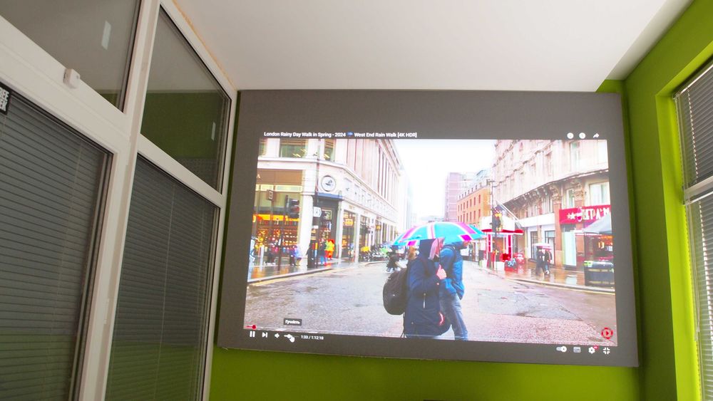 Портативний DLP LED проектор LG PW800 MiniBeam 800lm HD USB WiDi