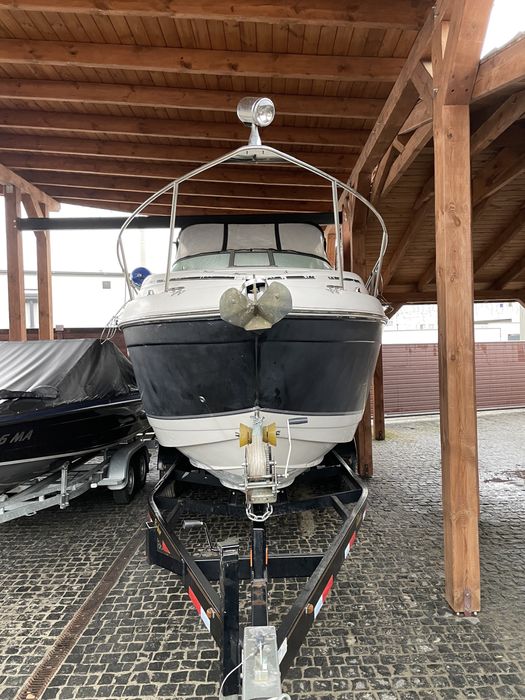 Катер Rinker 270