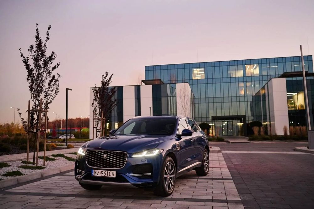 Jaguar F-Pace SALON POLSKA BEZWYPADKOWY kamery 360 st. 2 ekrany Meridian nowy model