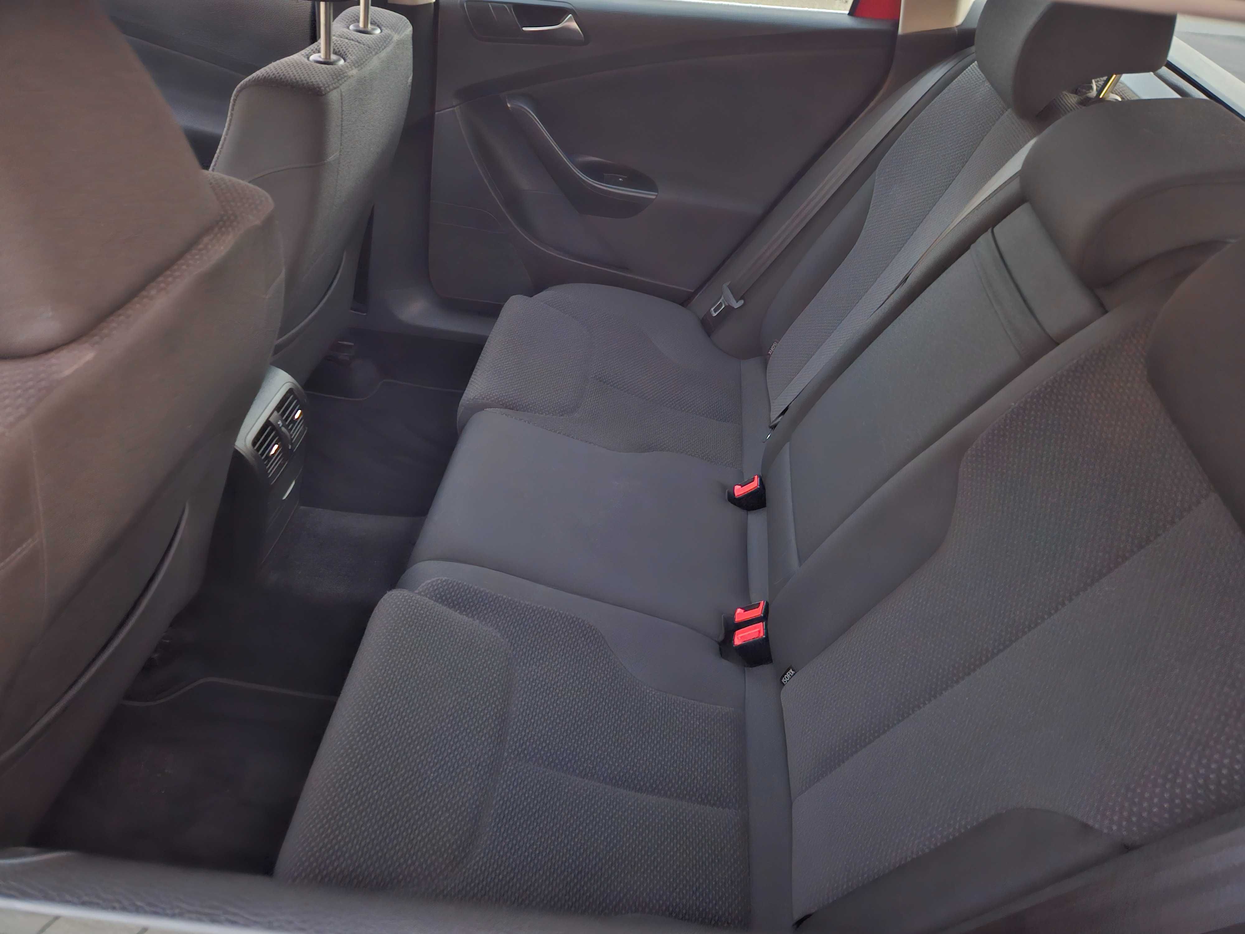 **Atrakcyjny VW Passat B6 1.4 / LPG 2010r - ładny stan**