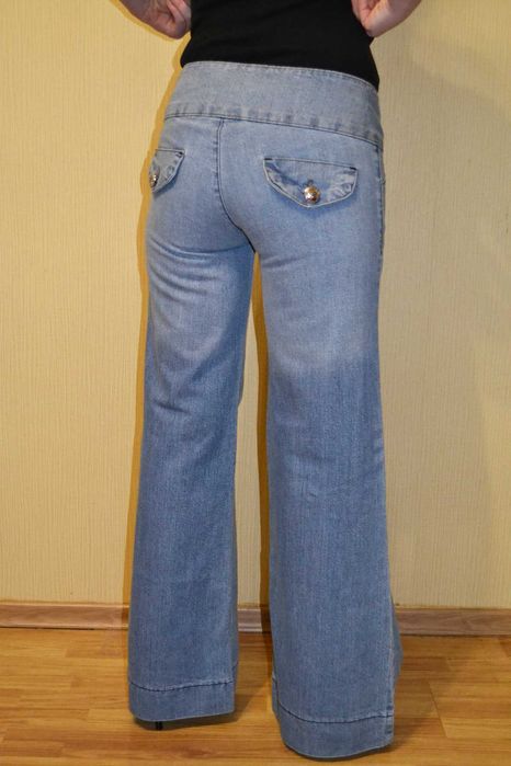 Джинсы брюки голубые Versace клеш расклешенные трубы Размер M