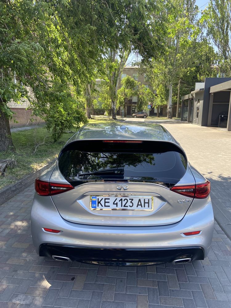 Infiniti qx30 2017