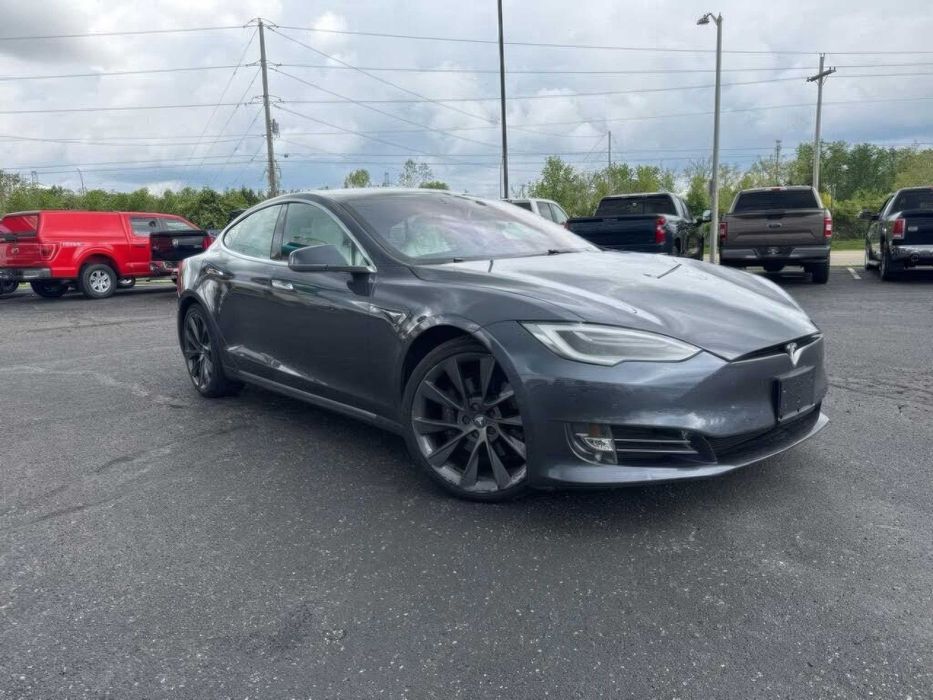 Tesla Model S 100D      2019