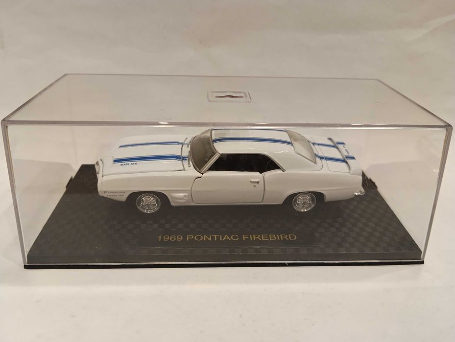 1969 Pontiac Firebird Trans Am - Road Champs 1:43, diecast 1998