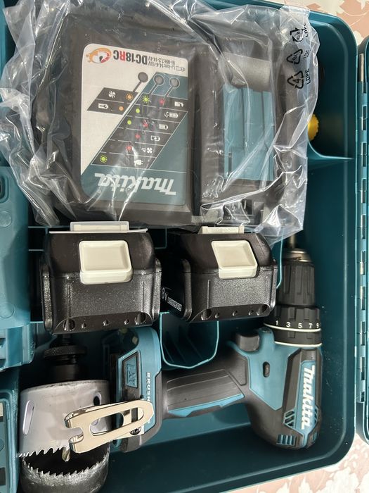 Makita Berbequim Aparafusador 18v - DHP485