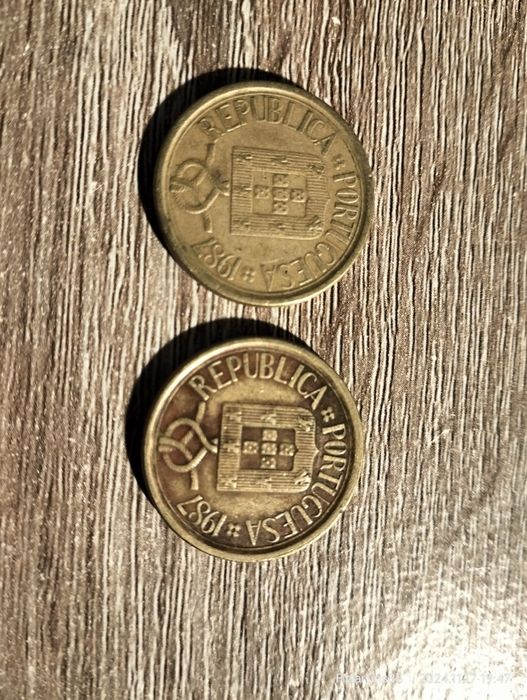 Moedas 10 escudos Portugal