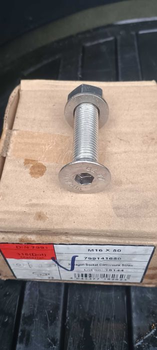 Śruba z łbem stożkowym M16x50 - A4 70 gwint pełny