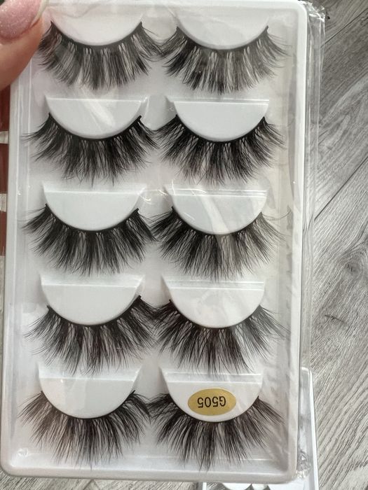 Вії накладні