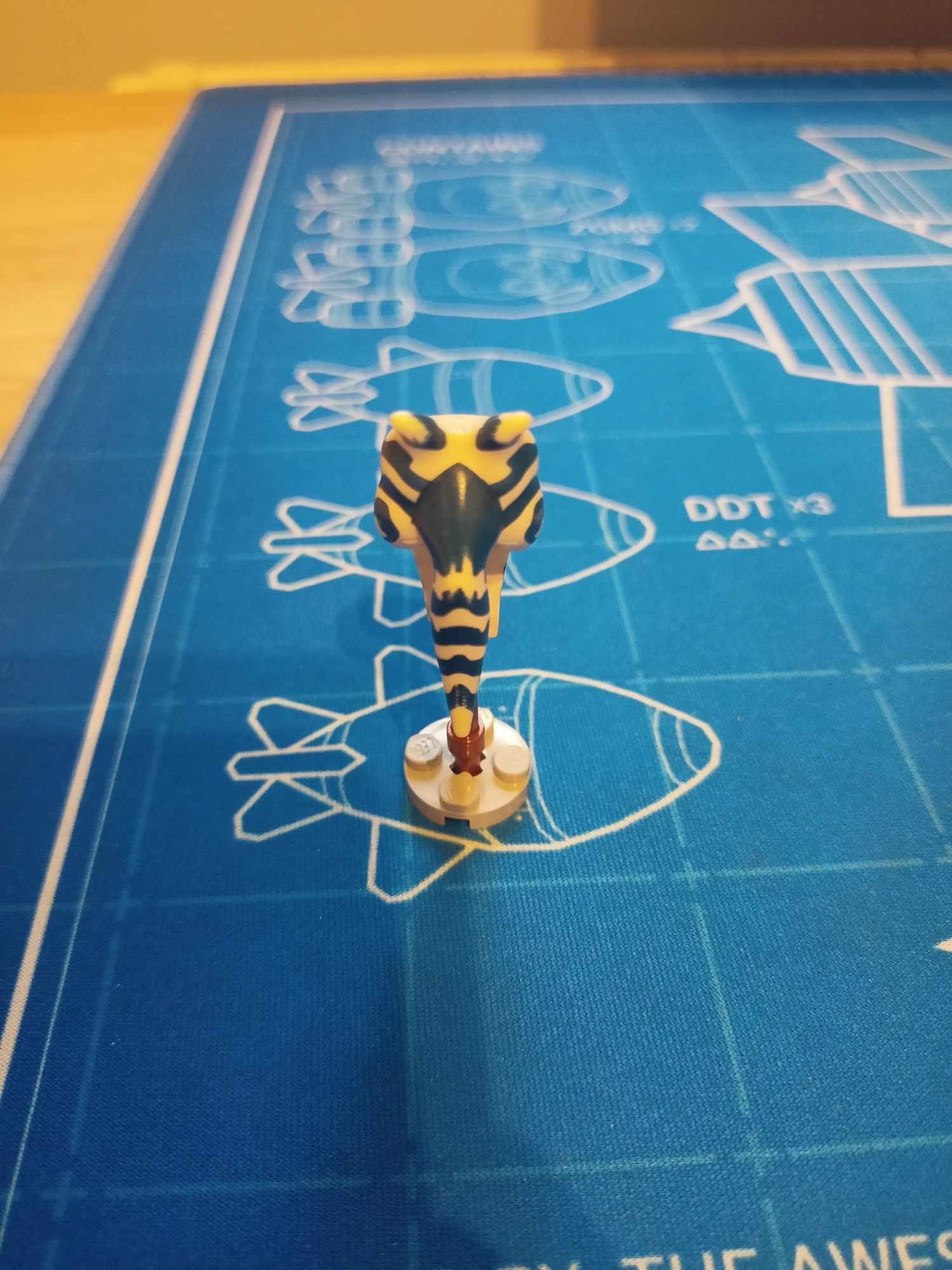 Lego Star Wars 75158 Ahsoka Tano Lekku 93696pb02