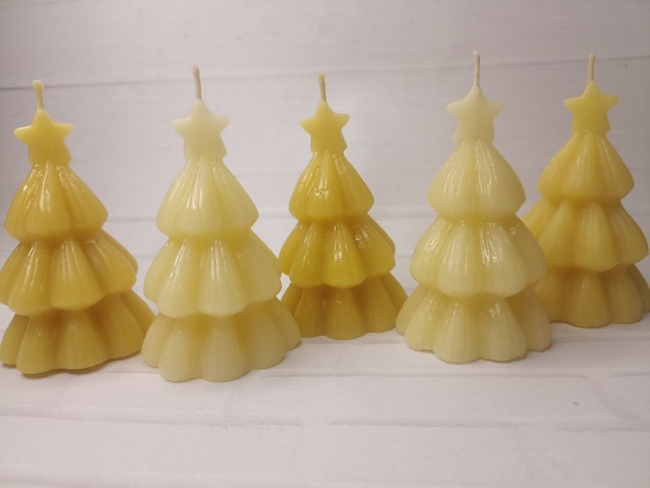 Воскова свічка Ялинка