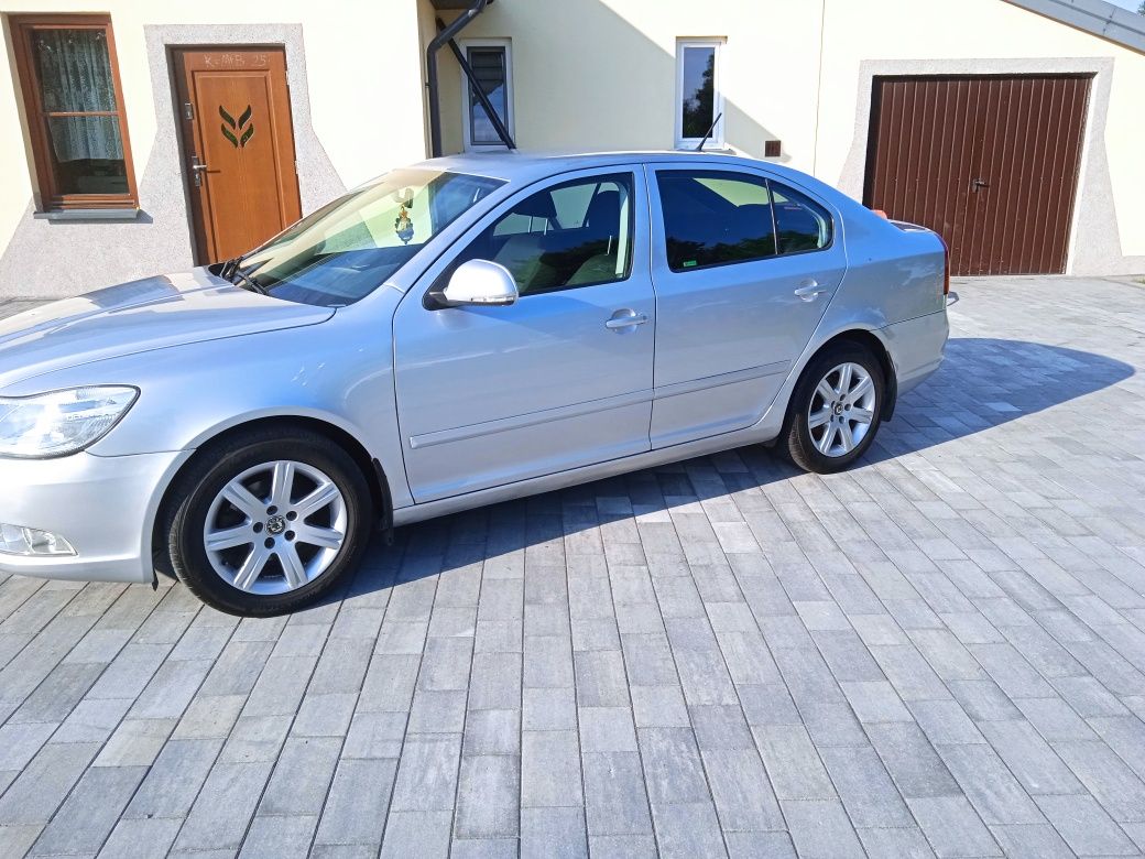 Octavia 2 2012r Rej 2013 polski salon benzyna Przebieg 130tys