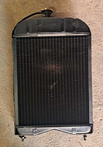 Chłodnica wody MF-3 A&A Massey Ferguson