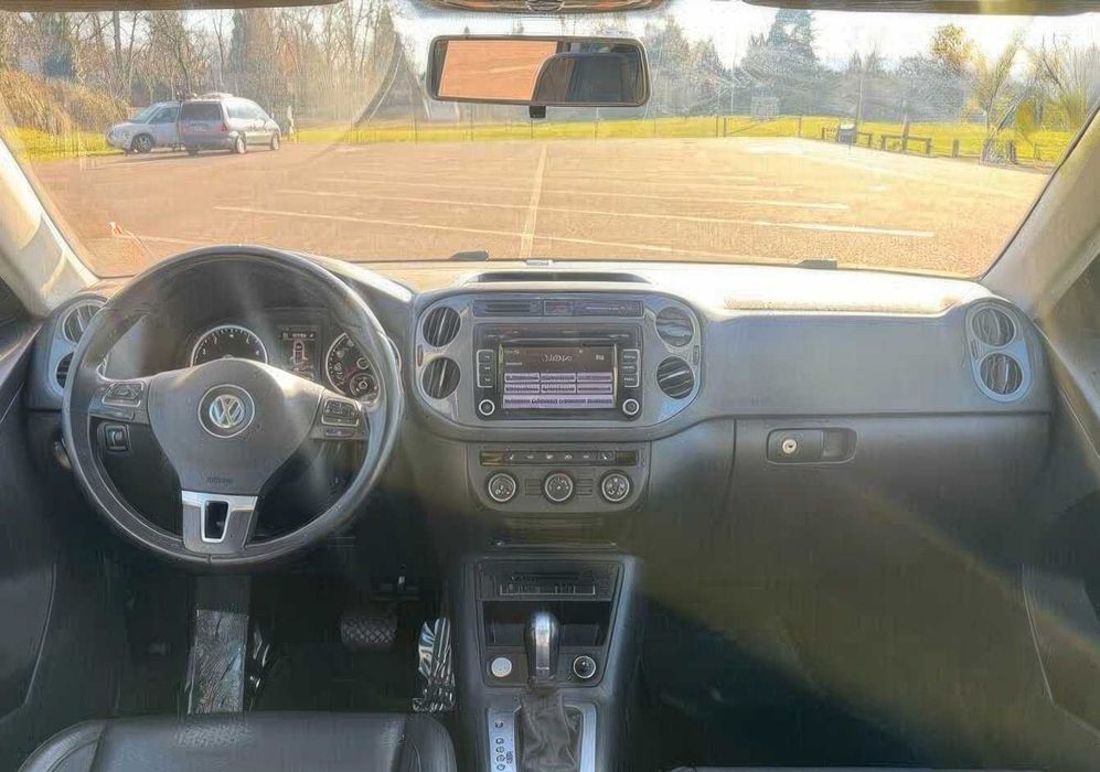 Volkswagen Tiguan SEL 4Motion      2015