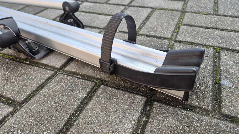 Thule Tour bagażnik rowerowy. 4 szt.