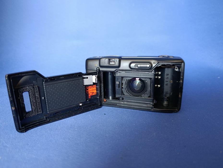 Продається плівковий фотоапарат Nikon Zoom 310 AF