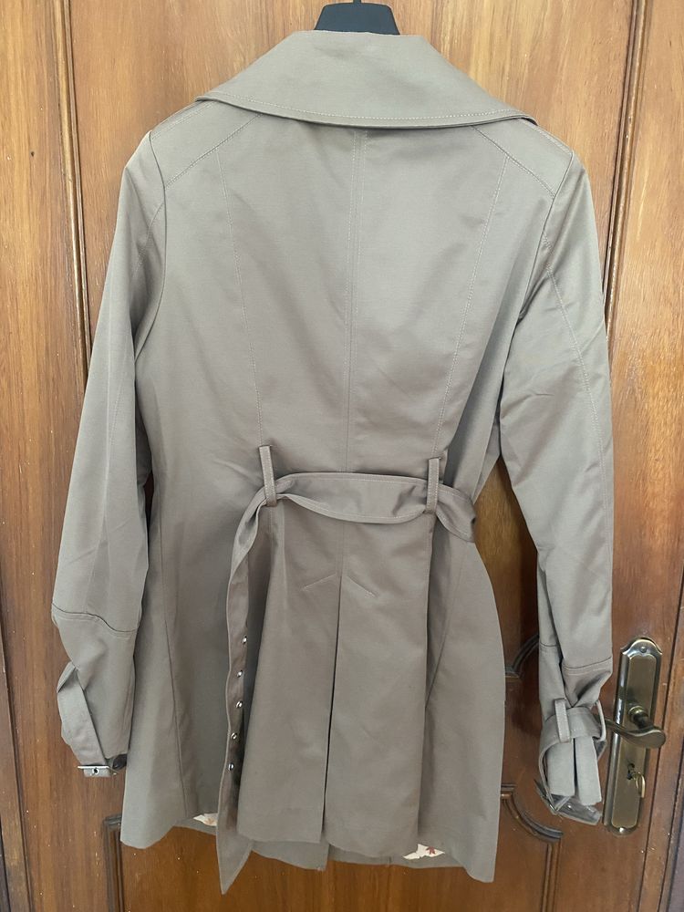 Blazer e gabardine beje