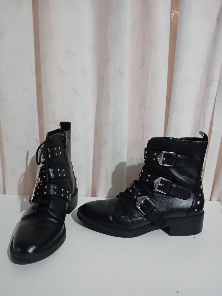 Botas cano baixo