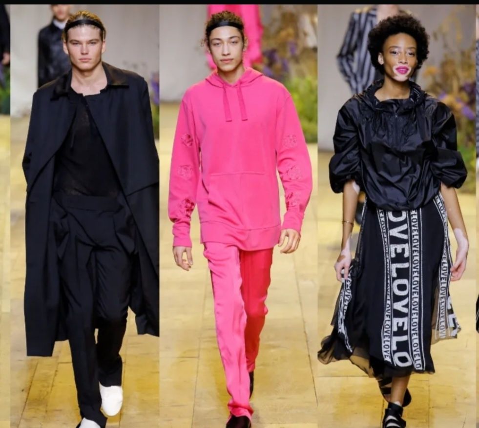 Худі H&M Studio S/S розовий з вишивкою,р  50-52- 175