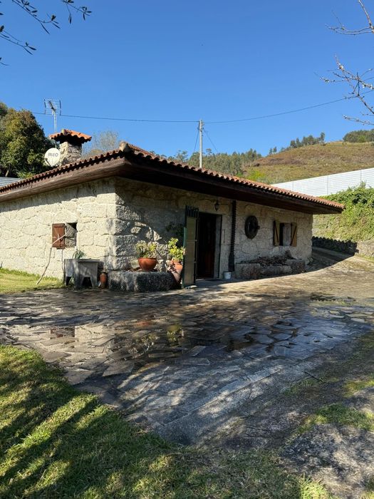 Quintinha Rústica no Gerês – Refúgio de Natureza e Tradição