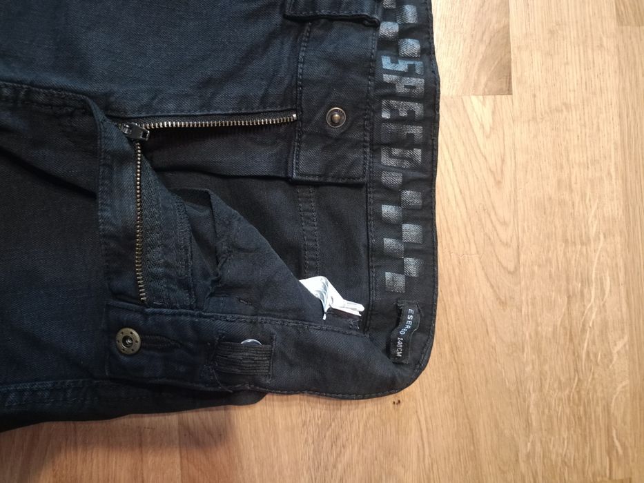 Spodnie, dżinsy chłopięce Reserved, r. 140