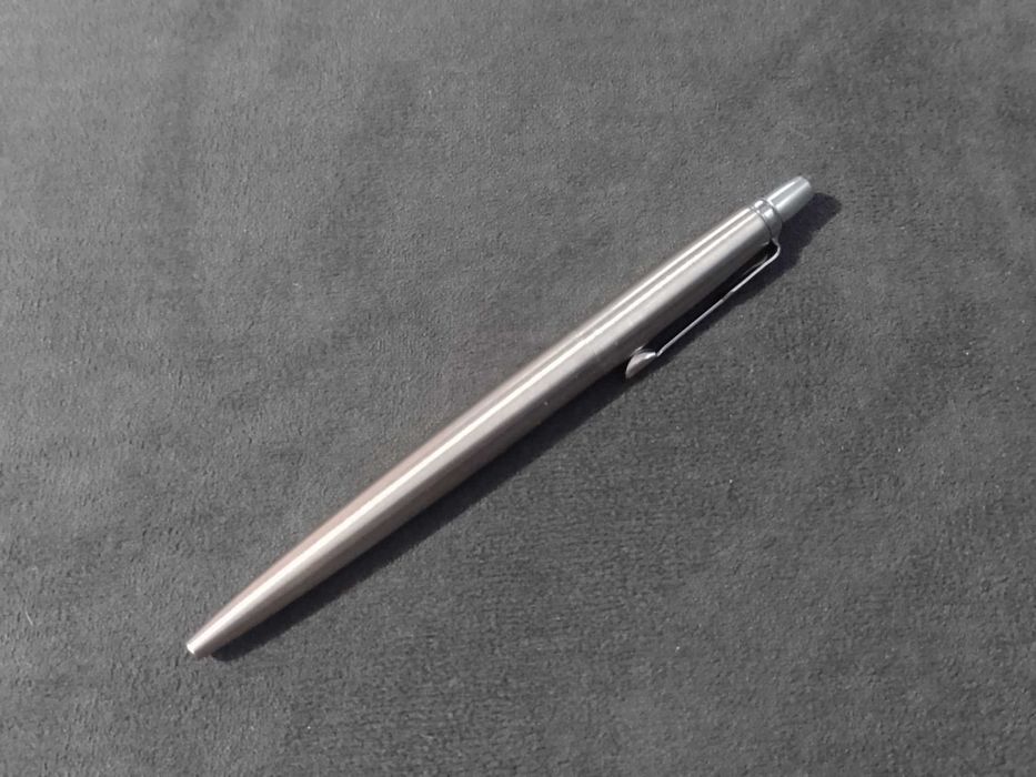 Długopis Parker Jotter Stalowy Matowy CT + zapasowy wkład