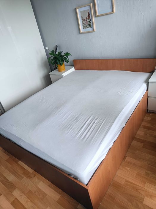 Łóżko małżeńskie 160x200