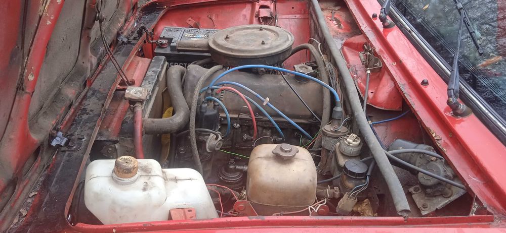 ваз 2102 червоний