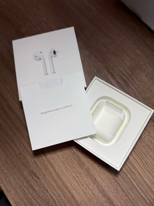 Airpods 1-ше покоління