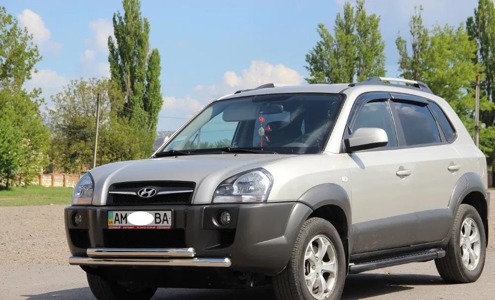 Кенгурятник Hyundai Tucson боковий захист  2004-2024